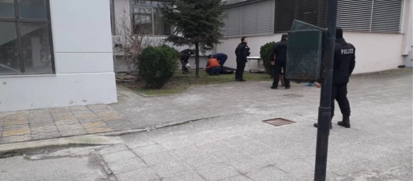 Τρίκαλα: Από θαύμα σώθηκε η 38χρονη που έπεσε από το μπαλκόνι του Νοσοκομείου